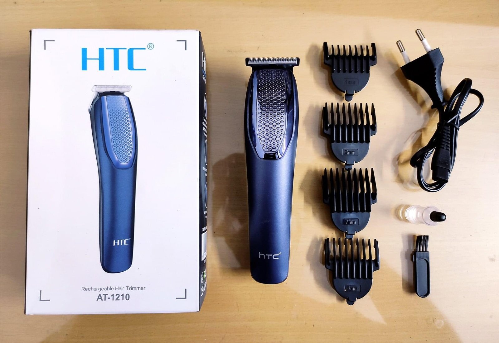 HTC AT-1210 Rechargeable 4 Clipper Hair Trimmer For Men - Image 2